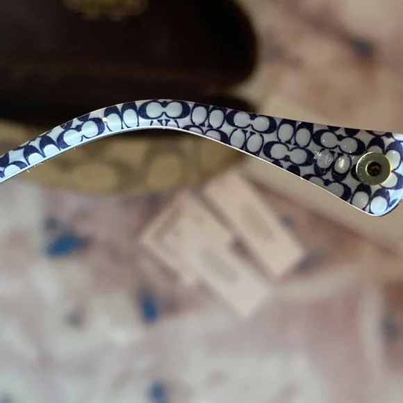 Coach Evonne S338A Gunmetal Sunglasses w/ Butterfly Rhinestones & Clamshell New - Picture 13 of 17